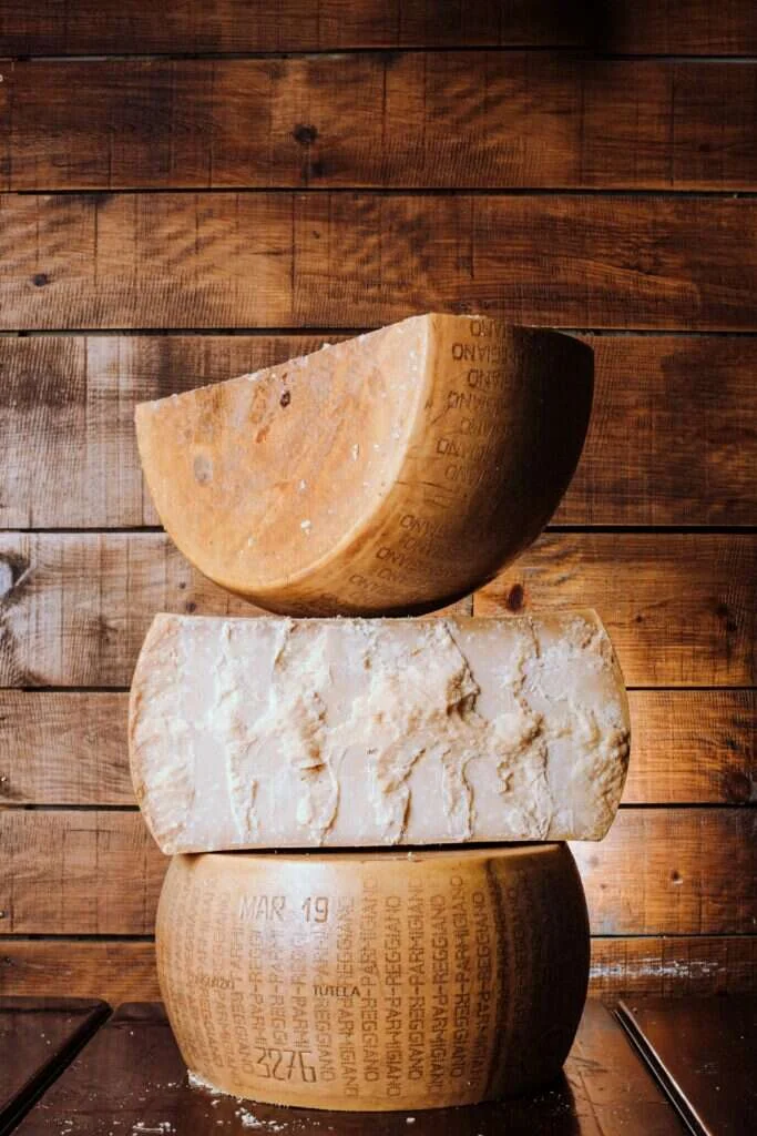 Forma di Parmigiano Reggiano aperta